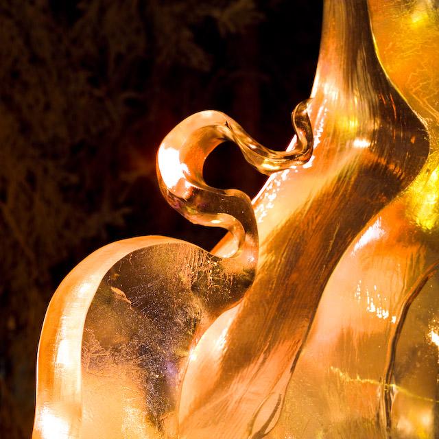 2008_Ice_Carvings_Hasselblad_Kodak_554500.jpg