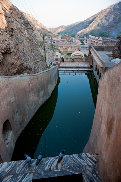 India_JanFeb_10_Jaipur_5157.jpg - Upper pond