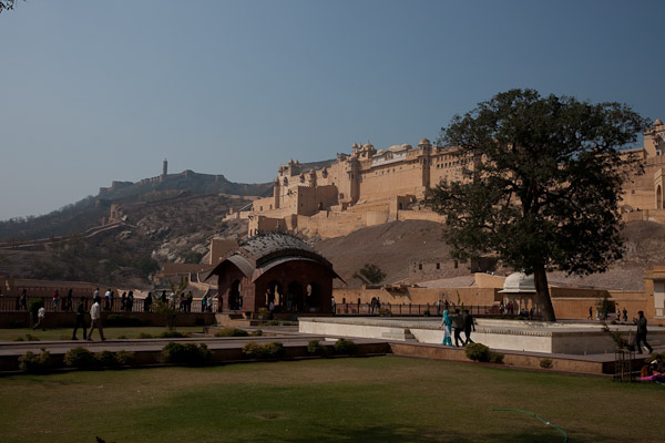 India_JanFeb_10_Jaipur_5176.jpg - Amber Fort.  About a fifteen minute bus ride on the Number 29 Bus.  Fare 6 rupees, about 12 cents