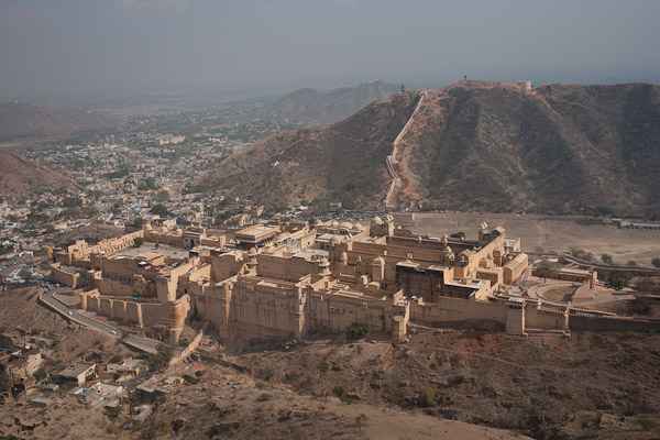 India_JanFeb_10_Jaipur_5522.jpg - Amber Fort from Jaigarh Fort