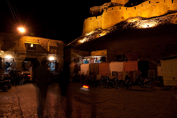 India_JanFeb_10_Jaisalmer_7034.jpg - Jaisalmer Fort at night