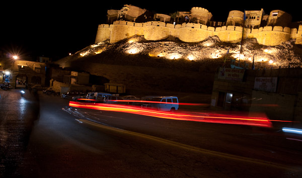 India_JanFeb_10_Jaisalmer_7081.jpg - Jaisalmer Fort at night