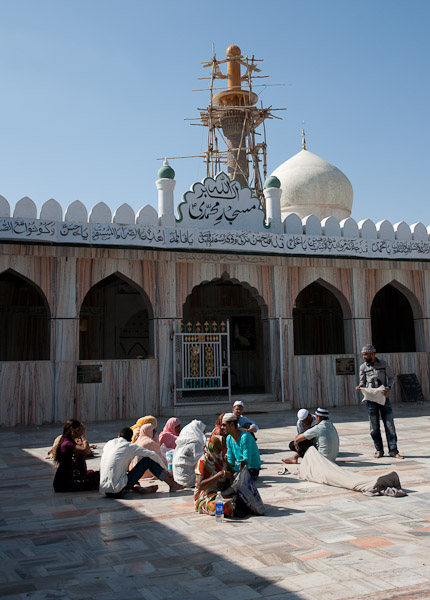 India_JanFeb_10_Ajmer_5866.jpg - Mosque in Taragarh Fort