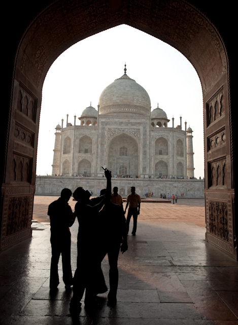 _DSC2786.jpg - Taj Mahal from a side building