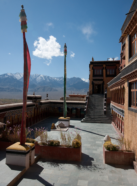 _DSC9852.jpg - Temple Courtyard
