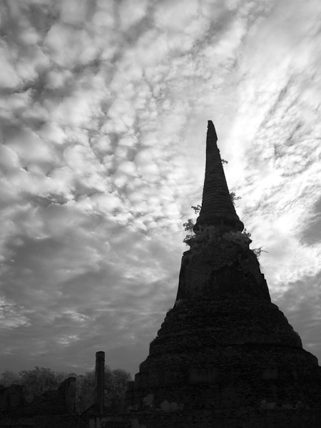 Thailand_OctNovDec_2010_Ayutthaya_Infrared_2523.jpg