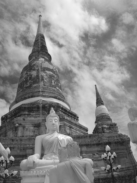 Thailand_OctNovDec_2010_Ayutthaya_Infrared_2684.jpg