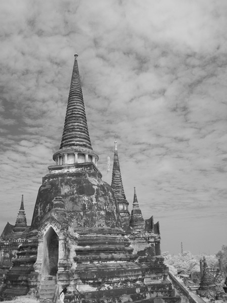 Thailand_OctNovDec_2010_Ayutthaya_Infrared_2569.jpg