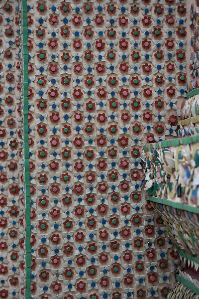 Thailnd_Bangkok_OctNovDec_2010_6059.jpg - Tile decoration