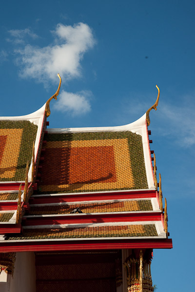 Thailand_Bangkok_OctNovDec_2010_2691.jpg - Roofline