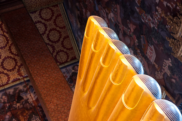 Thailand_Bangkok_OctNovDec_2010_2904.jpg - Reclining Buddha's foot.
