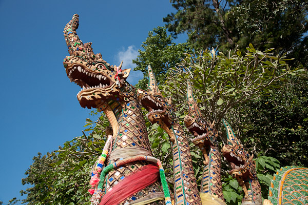Thailand_Chiang_Mai_OctNovDec_2010_4058.jpg - Seven Headed Serpant
