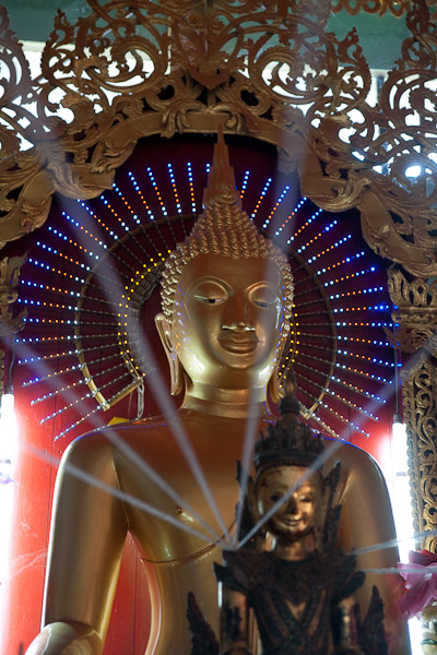 Thailand_Mae_Hong_Son_OctNovDec_2010_5498.jpg - These strings were put up for the King's Birthday.