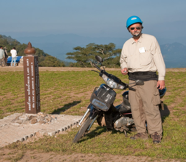Thailand_Pai_OctNovDec_2010_4678.jpg - Me and my motorcycle.  $6 a day.  Very little traffic and great roads.